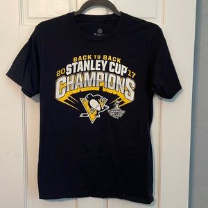 Penguins Hockey Shirt Size S